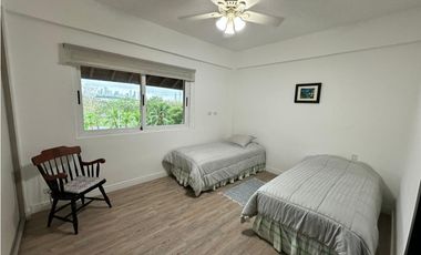 VENTA DE CASA EN ALBROOK - UNIFAMILIAR