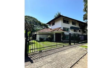 VENTA DE CASA EN ALBROOK - UNIFAMILIAR