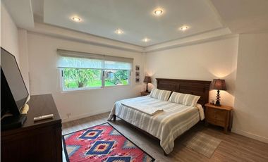 VENTA DE CASA EN ALBROOK - UNIFAMILIAR