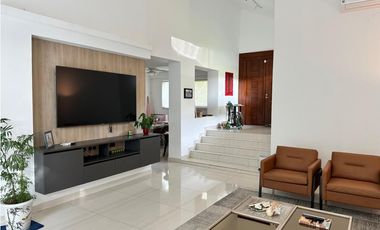 VENTA DE CASA EN ALBROOK - UNIFAMILIAR