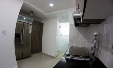 Alquilo Apartamento sobre el Parque Omar # 1772 aad