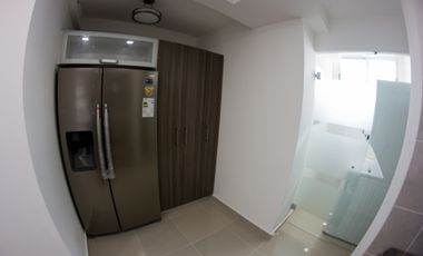 Alquilo Apartamento sobre el Parque Omar # 1772 aad