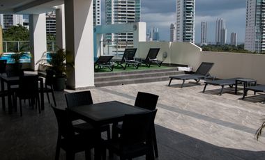 Alquilo Apartamento sobre el Parque Omar # 1772 aad