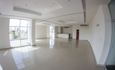 Alquilo Apartamento sobre el Parque Omar # 1772 aad