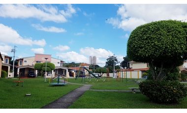 Alquilo Casa Villa Lucre # 2235 cad