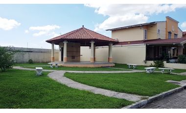 Alquilo Casa Villa Lucre # 2235 cad