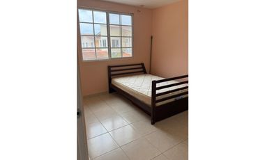 Alquilo Casa Villa Lucre # 2235 cad