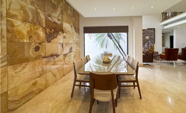 Casa en alquiler en Costa del este, Panamá.