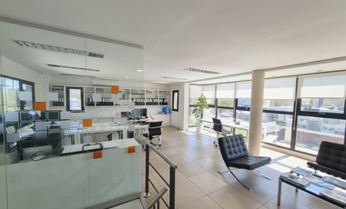 VENTA EDIFICIO DE OFICINAS EN MACROCENTRO