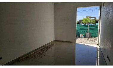 VENTA · CASA ·3 DORMITORIO · GARDENS · BARRIO PRIVADO LUJAN