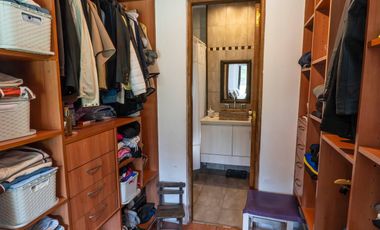 CASA EN VENTA EN ACACIAS BLANCAS 4 AMB PILETA