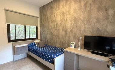 CASA EN VENTA EN ACACIAS BLANCAS 4 AMB PILETA