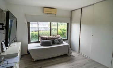 CASA EN VENTA EN ACACIAS BLANCAS 4 AMB PILETA