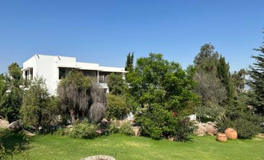 Casa en arriendo en LA REINA