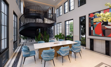 Luxurious single house for sale