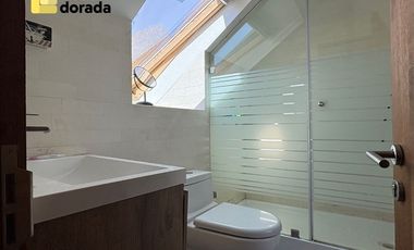 Casa en Arriendo en Valenzuela Puelma 10167