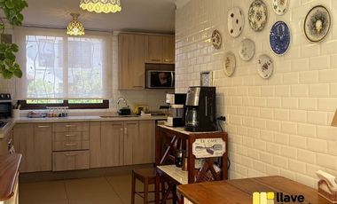 Casa en Arriendo en Valenzuela Puelma 10167