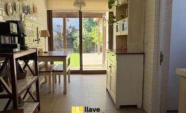 Casa en Arriendo en Valenzuela Puelma 10167