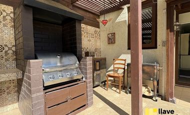 Casa en Arriendo en Valenzuela Puelma 10167