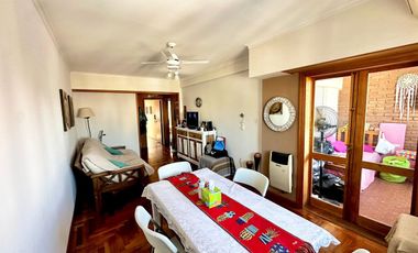 SE VENDE SEMIPISO 2 DOR Y COCHERA 9 DE JULIO 1800