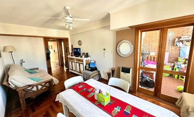 SE VENDE SEMIPISO 2 DOR Y COCHERA 9 DE JULIO 1800