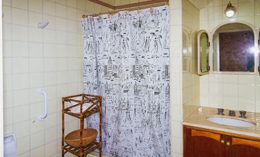 SE VENDE SEMIPISO 2 DOR Y COCHERA 9 DE JULIO 1800