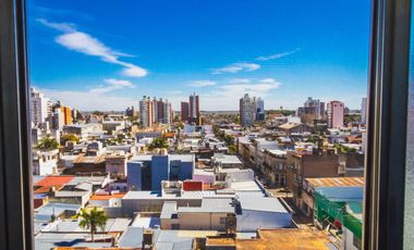 SE VENDE SEMIPISO 2 DOR Y COCHERA 9 DE JULIO 1800