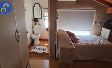 ALQUILER PH amplio dormitorio en suite, toilette y gran jardín