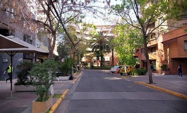 Oficina en Venta en Metro Los Leones / Mardoqueo Fernández