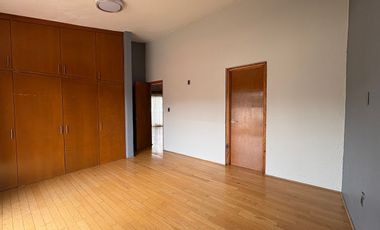 Casa en Renta en Lomas Hipódromo