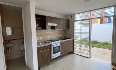 Casa en Renta con 2 hab en Parques de Tesistán, Zapopan, Jalisco