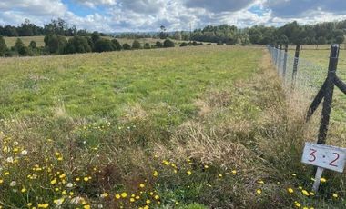 VENTA PARCELA CON ACCESO A RIO