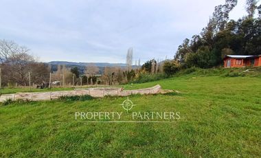 ¡Oportunidad! Parcela y Casa en Construcción en Panguipulli  vista Volcán