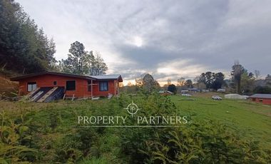 ¡Oportunidad! Parcela y Casa en Construcción en Panguipulli  vista Volcán