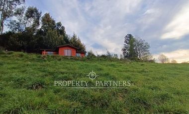 ¡Oportunidad! Parcela y Casa en Construcción en Panguipulli  vista Volcán