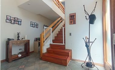 CASA EN VENTA, 5D 3B, PLAZA OSSANDON, SIMON BOLIVAR