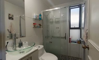 CASA EN VENTA, 5D 3B, PLAZA OSSANDON, SIMON BOLIVAR