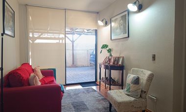 CASA EN VENTA, 5D 3B, PLAZA OSSANDON, SIMON BOLIVAR