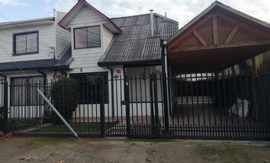 A POCOS PASOS DE COLEGIO ALBORADA