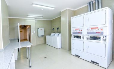 LOS ESPINOS Y AV MACUL