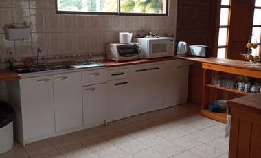 LAGO RAPEL, LAS CABRAS