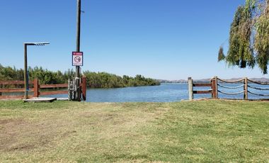 LAGO RAPEL, LAS CABRAS