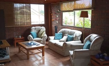 LAGO RAPEL, LAS CABRAS