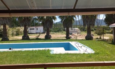 LAGO RAPEL, LAS CABRAS