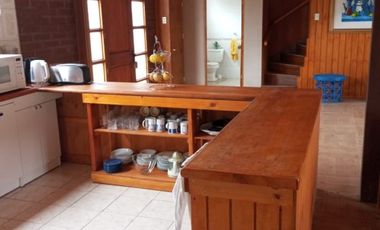 LAGO RAPEL, LAS CABRAS