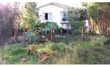 Grace Kelm VENDE parcela de 1,48 ha con casa regularizada 2 dorm 1 baño amoblada en Chiloe