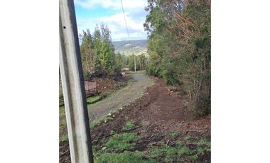 Grace Kelm VENDE parcela de 1,48 ha con casa regularizada 2 dorm 1 baño amoblada en Chiloe