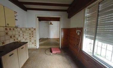 CASA 5 AMBIENTES VENTA EN Pastor Ferreyra 3440  (REMEDIOS DE ESCALADA)