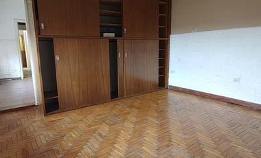 CASA 5 AMBIENTES VENTA EN Pastor Ferreyra 3440  (REMEDIOS DE ESCALADA)