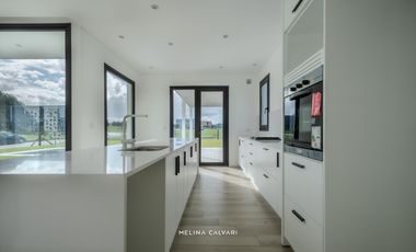 CASA 4 AMBIENTES A ESTRENAR